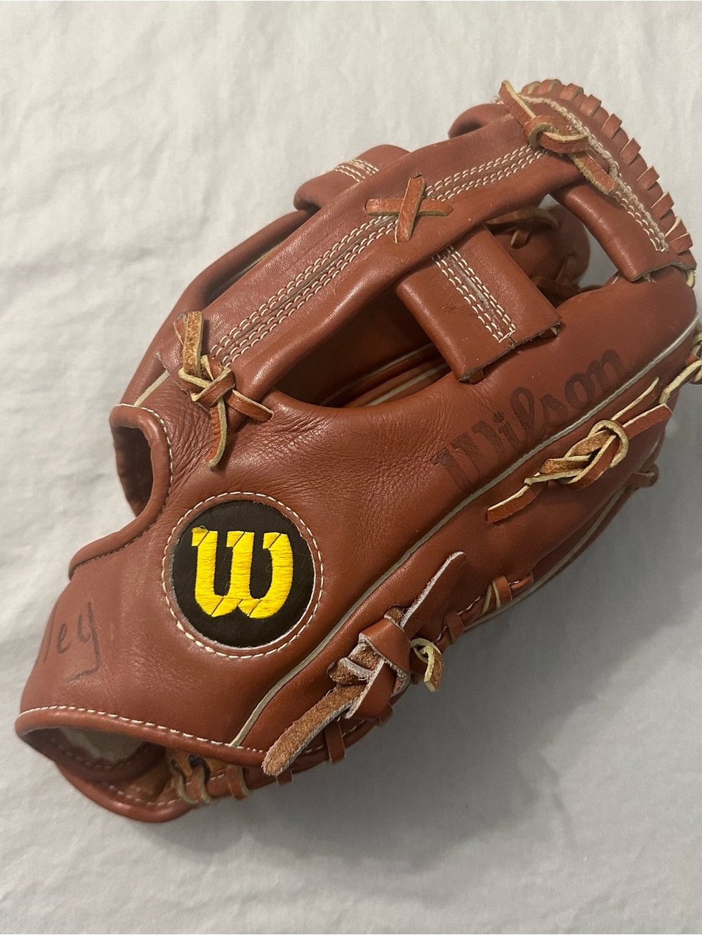 Wilson Pro Select A2665 Leather Baseball Glove Right Hand Throw RHT